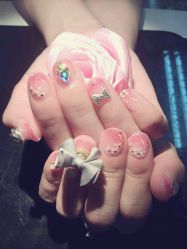 -EMILY艾枚莉美甲美睫·美颜·现磨咖啡