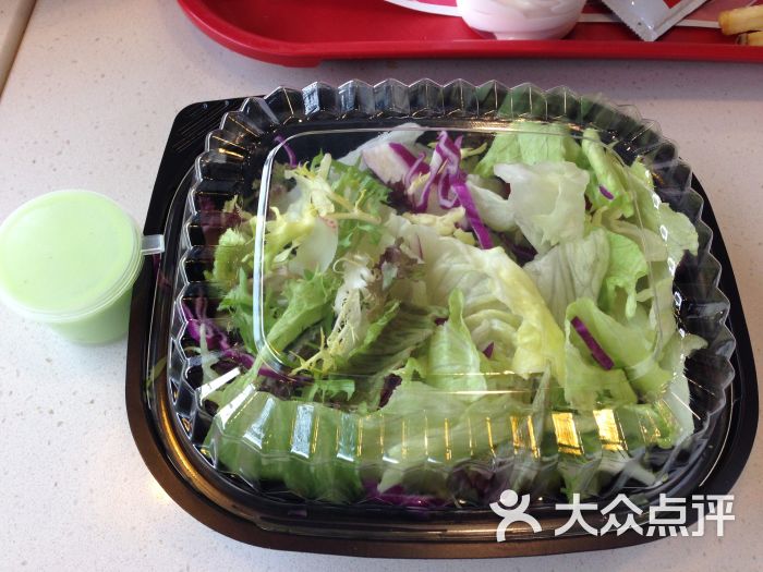 KFC蔬菜沙拉杯图片