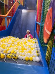 -宝燕乐园(闵行旗舰店)