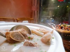 -临湖人家(欢乐大道店)