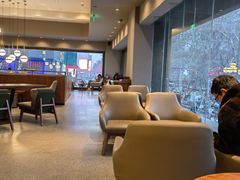 -星巴克臻选(南京艾尚天地店)