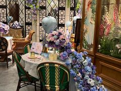 -秘密旅行Bonjour(黑金冠 江南西店)