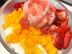 草苺芒果优酪雪-满记甜品(巴黎春天宝山店)