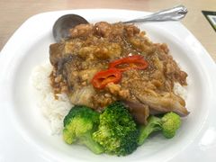 -佰搭果·广式茶餐厅(西华路店)