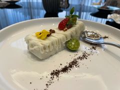 -无锡鼎尚皇冠酒店