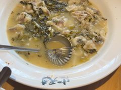 -严记小天府酸菜鱼(西四路店)