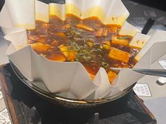 -穹六人间 people 6(岳阳路店)