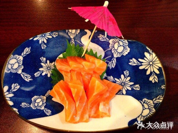 黑松白鹿(崇文门新活馆店)马苏里拉三文鱼图片