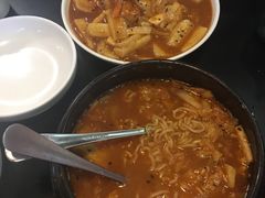 -炙韩料理·部队锅专门店