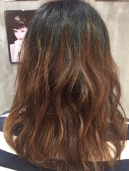-PE SALON