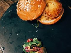 -HIGH FIVE哈福手工汉堡(桂林路店)