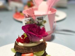 鲜花浆果裸蛋糕-随心小姐