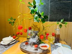 -一朵菌·野生菌探索家火锅(南亚店)