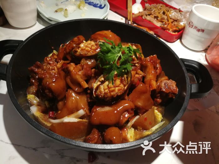 胖哥俩肉蟹煲(永旺梦乐城店)