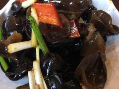 -亿诣蝎府炸酱面羊蝎子火锅(酷车小镇店)