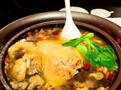 泉水山珍土鸡煲-羡餐厅