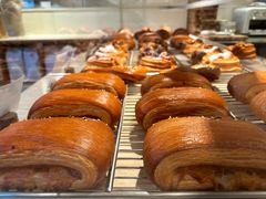 -VERIE BAKEHOUSE