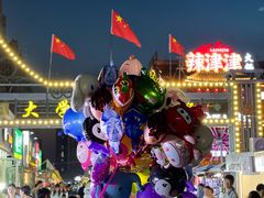 -大学城商业街美食城