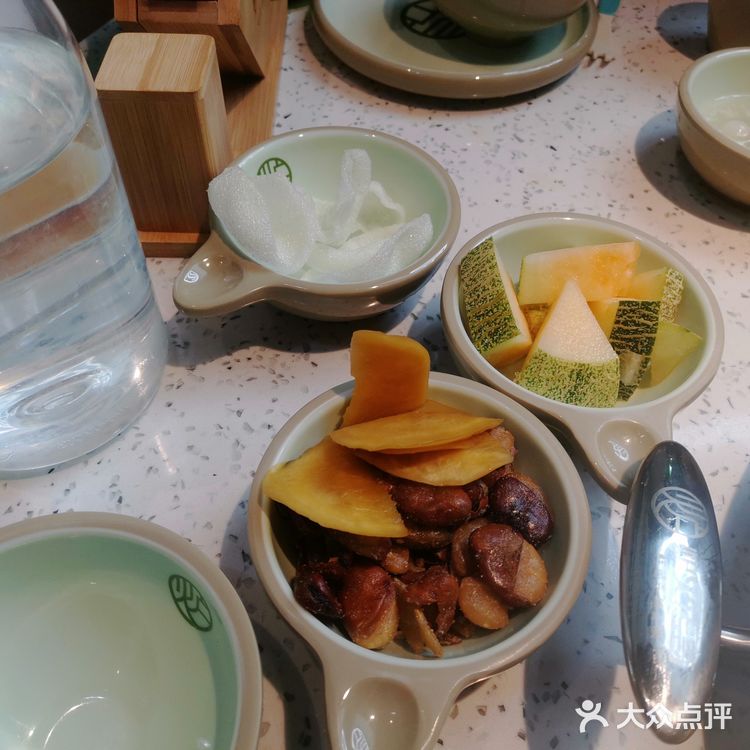 不知道要不要钱，团购里面包含了