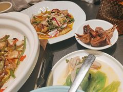 -鸽子侯·家宴·平价海鲜(市图书馆店)