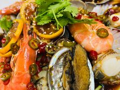 -老东镇啤酒屋海鲜加工·蒸汽海鲜·海鲜烧烤(台东店)