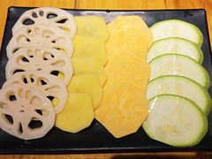 -唯成•韩国炭火烤肉 유성고기