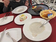 -红房子西菜馆(淮海中路店)