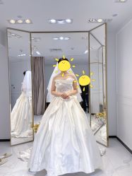 -GRACE KELLY婚纱与礼服(北京店)