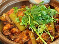 -胡须佬鸡煲四季火锅店(石厦西村直营店)