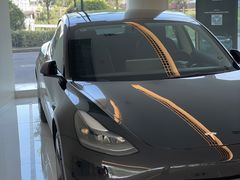 -TESLA 特斯拉(上海太古汇体验店)