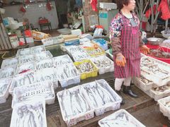 带鱼-芦潮港集贸市场