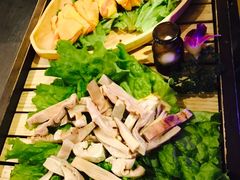 -尚尚仙·酸汤猪手·猪肚鸡火锅(华联万柳购物中心店)