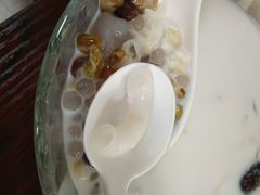 -聚椰坊·海南清补凉·糖水·奶茶·小吃