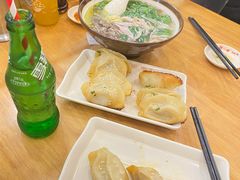 鲜肉锅贴-小姜锅贴(凤凰街店)