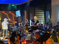 -洛缦音乐餐厅(工业展览馆万象城店)