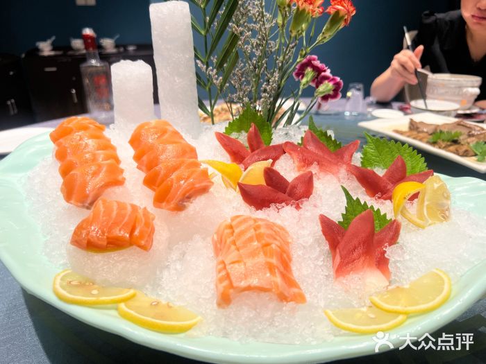 新锦鸿(演达店)图片