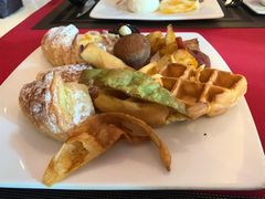 -三亚湾海居铂尔曼度假酒店