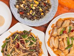 -金秋小吃海鲜·专注30年临海特色风味