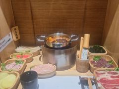 -独食火锅·半米屋台(直营总店)