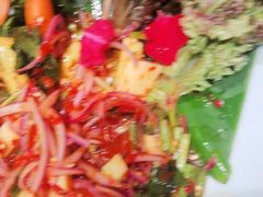 -老滇山寨•云南特色菜•地方菜•民族风情歌舞表演(金碧店)