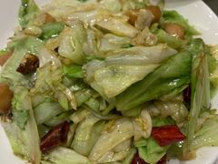 猪油渣炒卷心菜-老吉士(环贸iapm店)