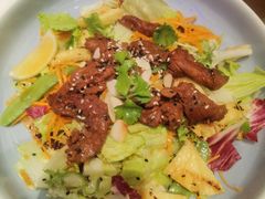 夏威夷风味鸡肉薄脆沙拉-bluefrog蓝蛙(悠唐购物中心店)