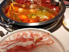 -茅草房·河畔园林火锅