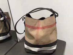 -BURBERRY(上海港汇恒隆广场店)