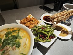 -郑享吃烧烤烩面(红专路店)