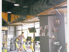 -可逸运动24小时健身