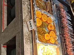 -金滏山烤肉·海鲜·火锅自助餐厅(襄阳万达店)