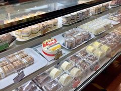 面包甜点陈列柜-新侨三宝乐面包店(崇文门店)