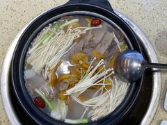 -九寨特色牦牛肉汤锅 羊肉汤锅