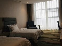 -兴芮温泉度假区